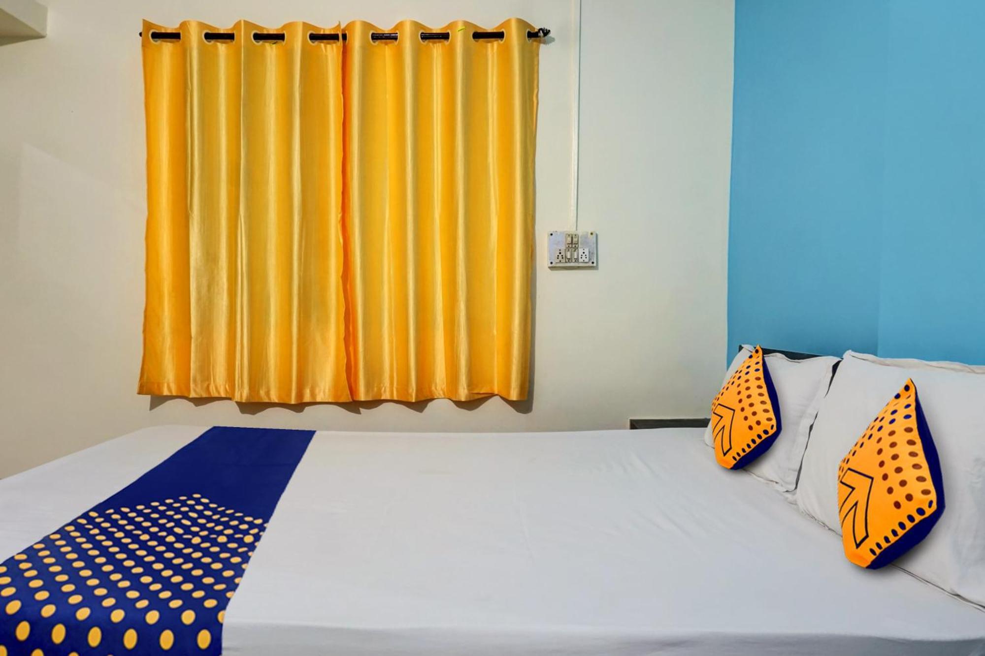 Spot On Samadhan Lodge Pune Dış mekan fotoğraf